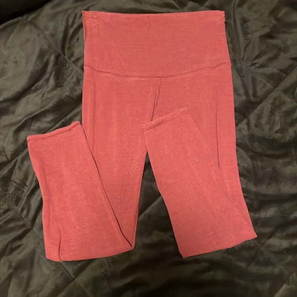 lululemon athletica Pants - Wunder under leggings